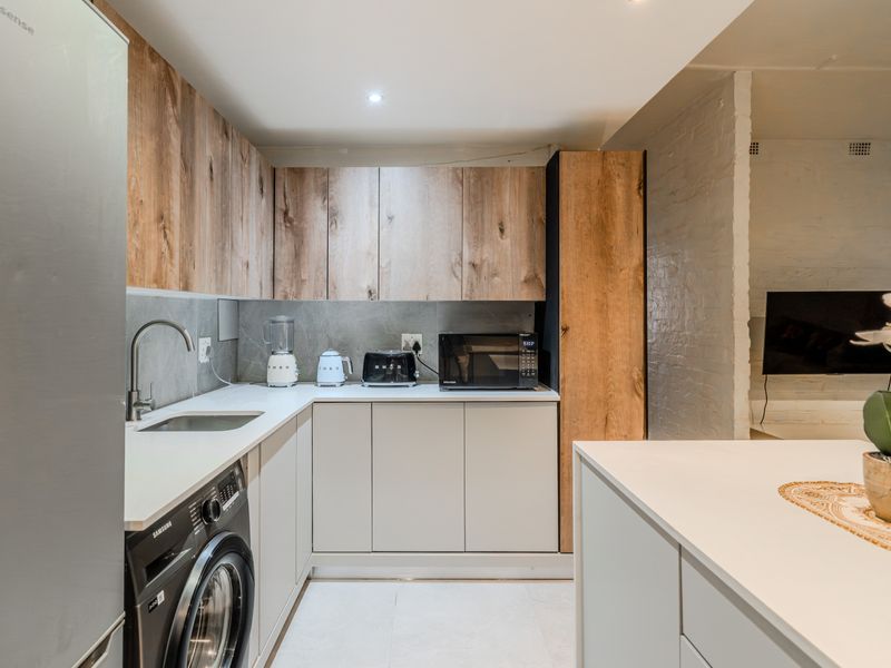 Bidding to start from R2,500,000!!! Live Luxury Auction! - Photo 6