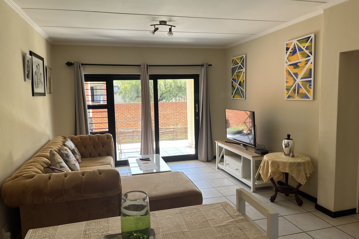 Modern 2 Bedroom Garden Unit In Douglasdale - Photo 4