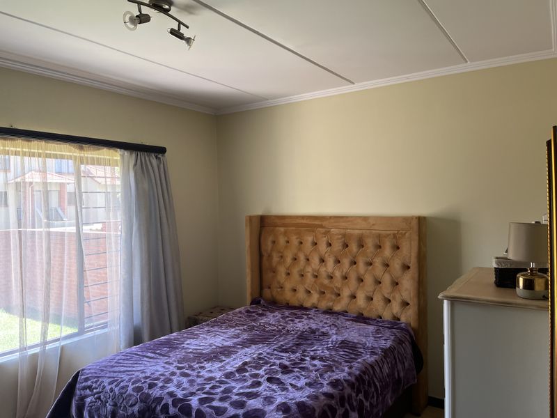 Modern 2 Bedroom Garden Unit In Douglasdale - Photo 9