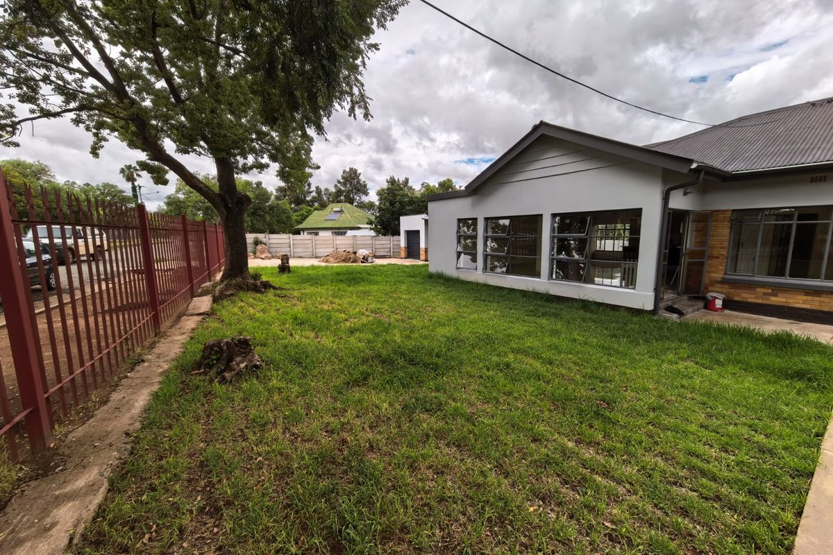 Renovated house for sale in Parys - Photo 2