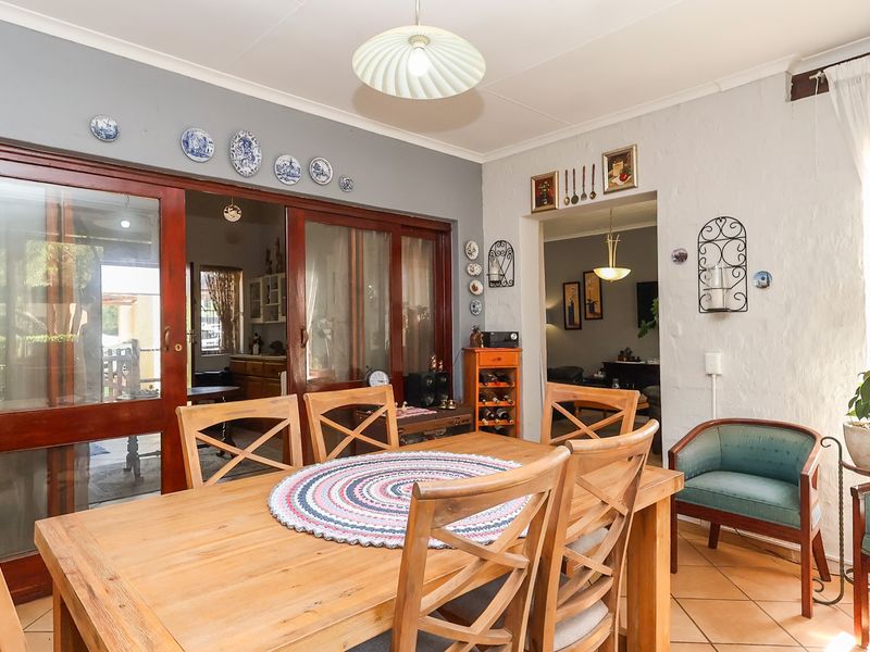 A Cosy Retreat Offering Comfort and Charm in The Coves Estate - Photo 8