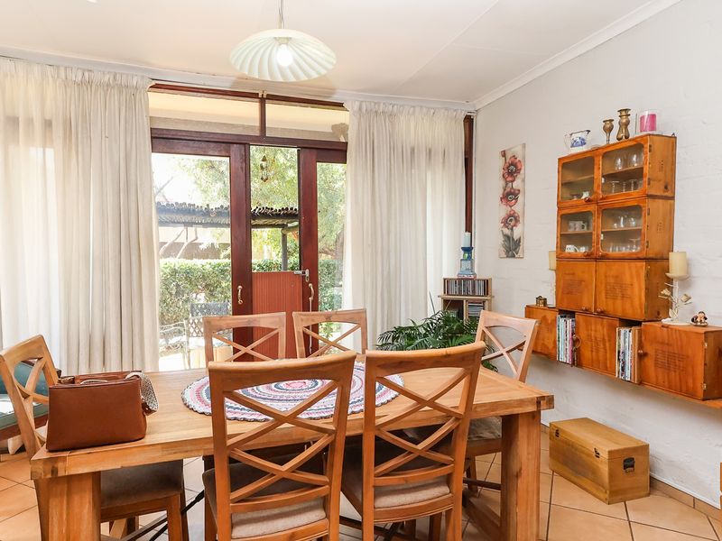 A Cosy Retreat Offering Comfort and Charm in The Coves Estate - Photo 7