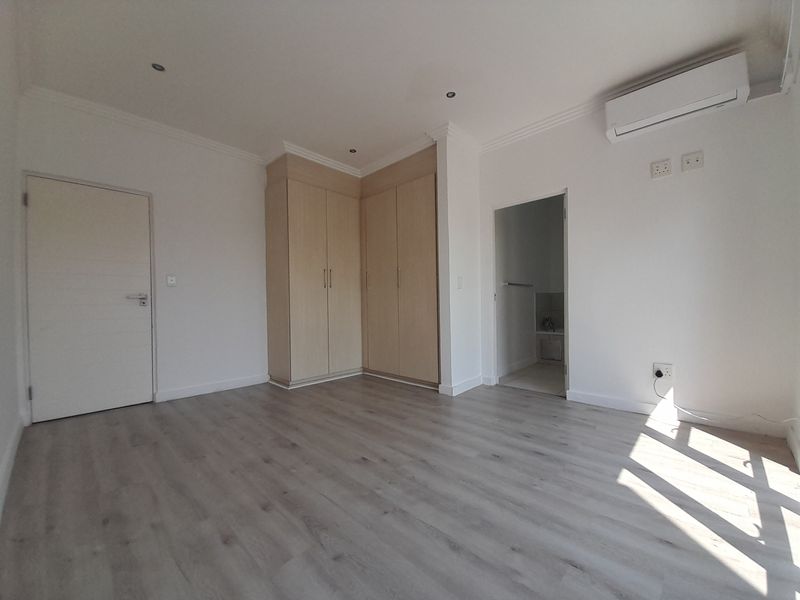 Exclusive Duplex Apartment- Super Well Located in Bryanston - Photo 9