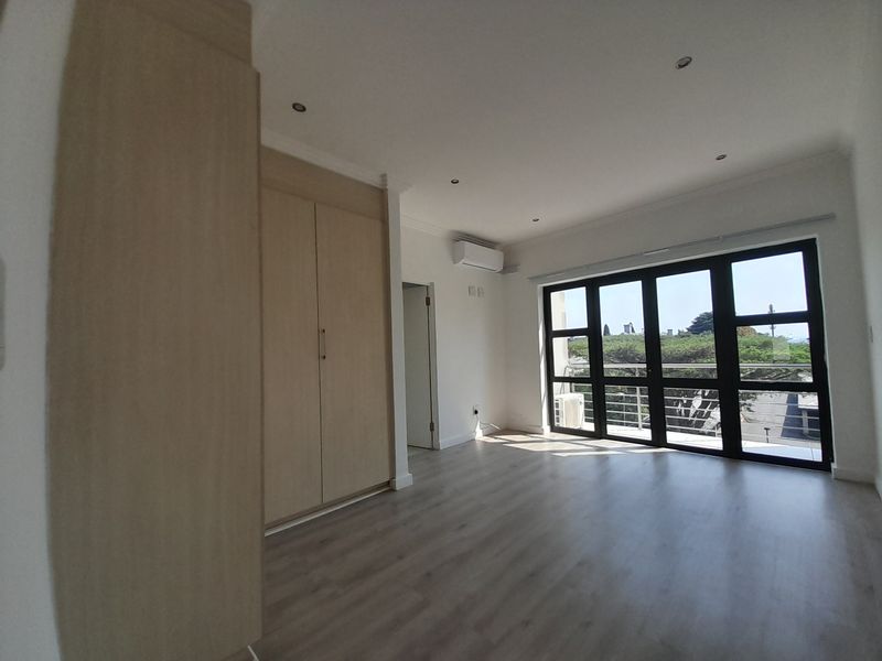 Exclusive Duplex Apartment- Super Well Located in Bryanston - Photo 8