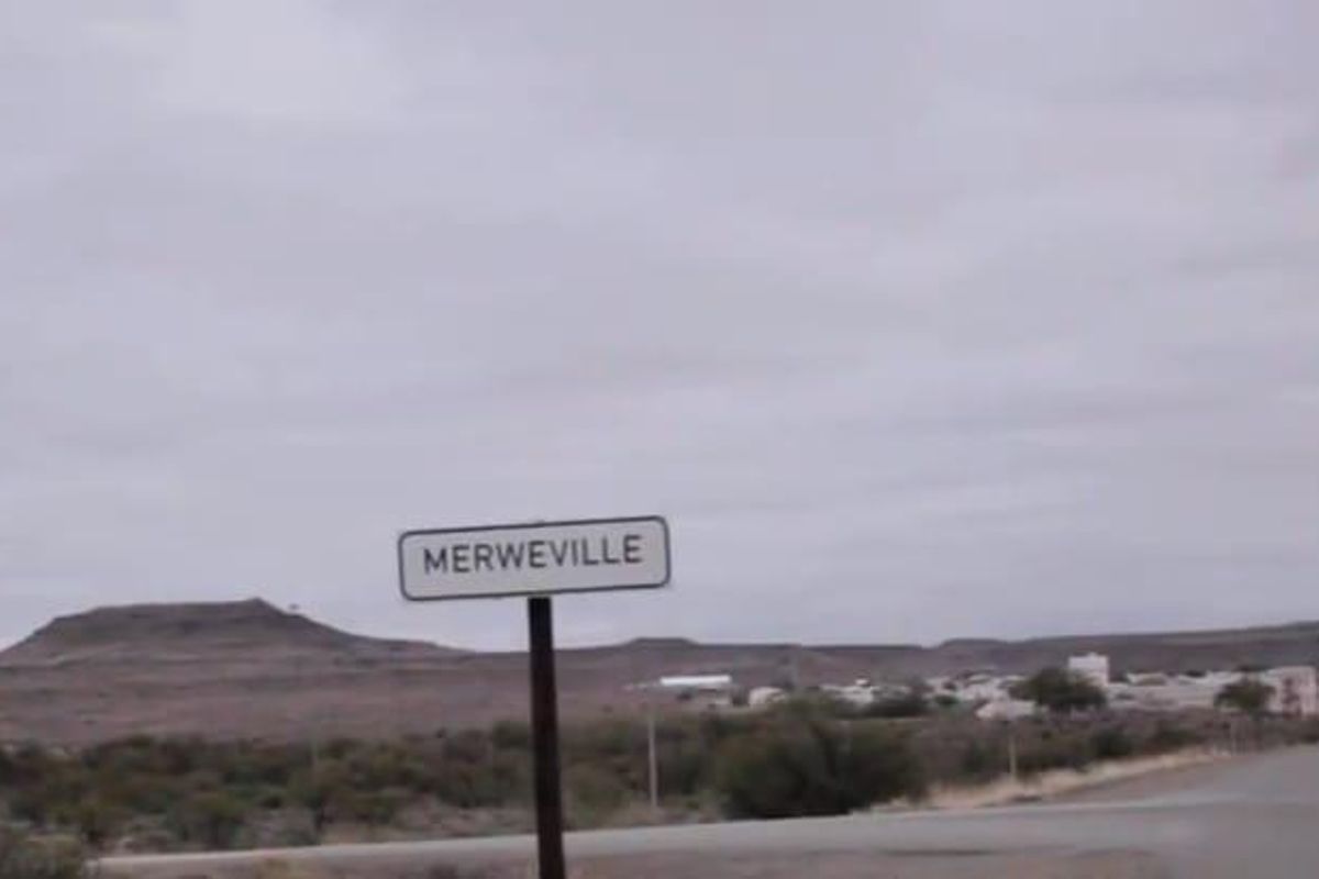 Merweville Central! Grab this best located vacant plot at a steal of a price! - Photo 2