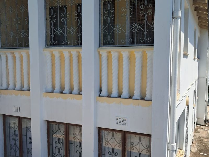 ' Charming Double Storey Family Home " - Photo 2