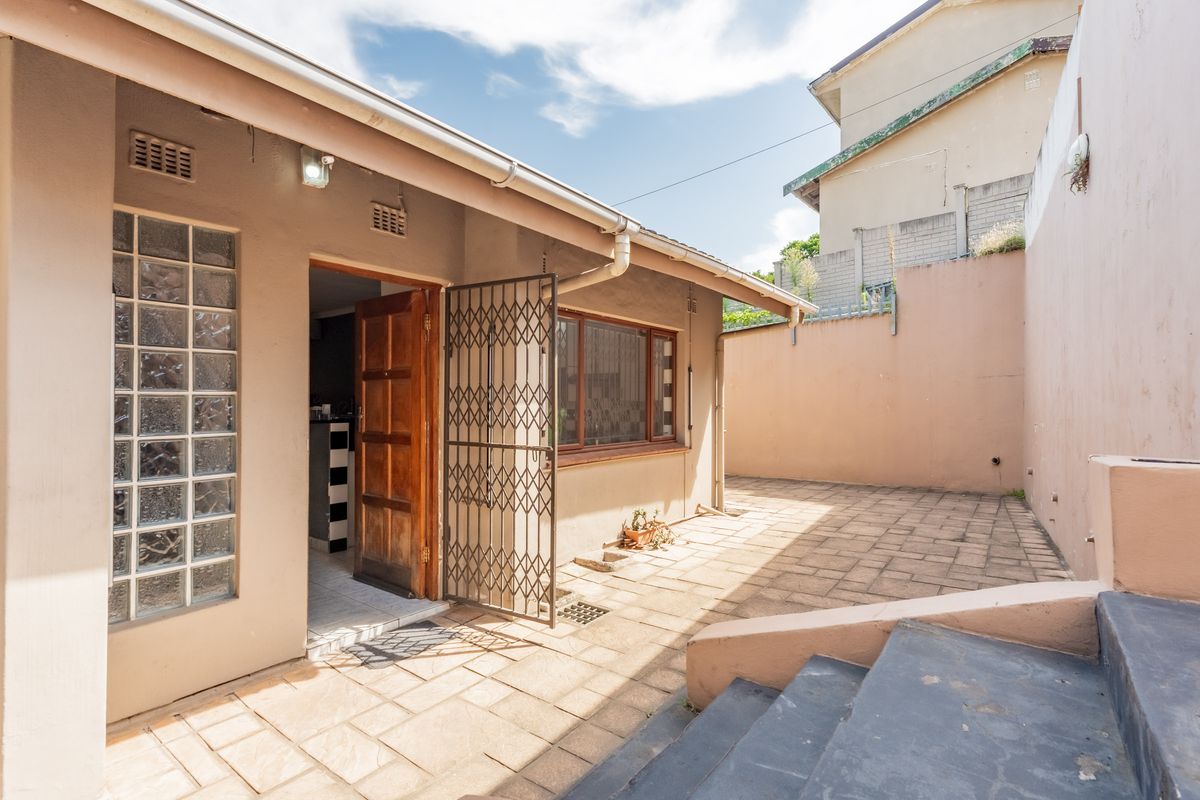 Family home with Cottage! - Photo 3