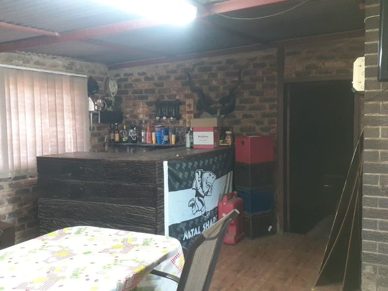 A comfortable house on the quiet edge of CW5 Vanderbijlpark - Photo 8