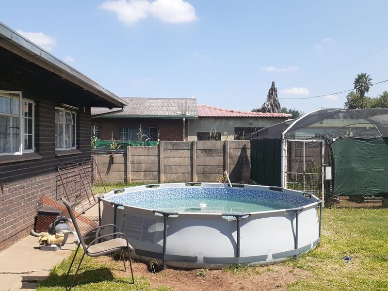 A comfortable house on the quiet edge of CW5 Vanderbijlpark - Photo 7