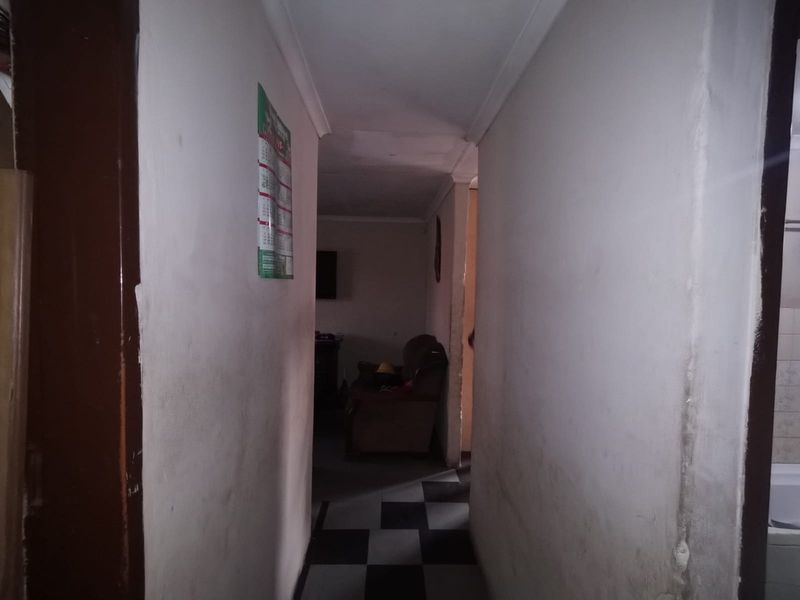 Welcome to Your Dream Home in Sebokeng Zone 17 - Photo 9