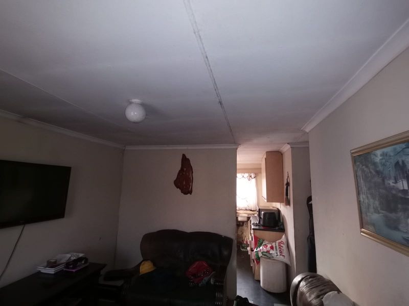 Welcome to Your Dream Home in Sebokeng Zone 17 - Photo 8