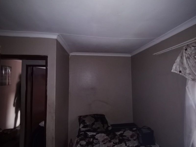 Welcome to Your Dream Home in Sebokeng Zone 17 - Photo 7