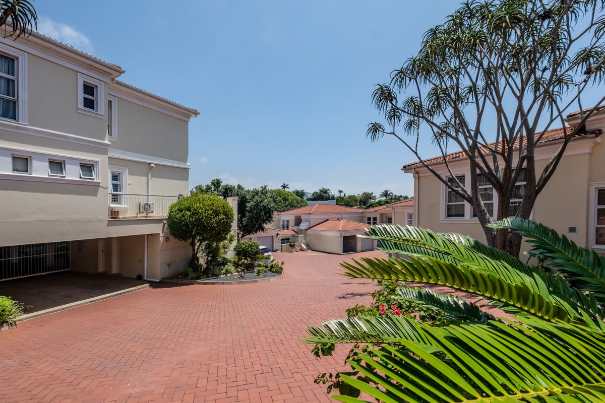 Apartment For Sale In Umhlanga - Photo 2