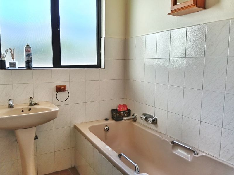 Spacious Family Haven in Meer en See - Photo 9