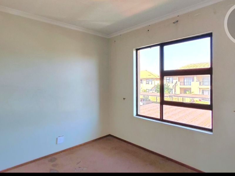 stunning , luxury Apartment - Photo 4