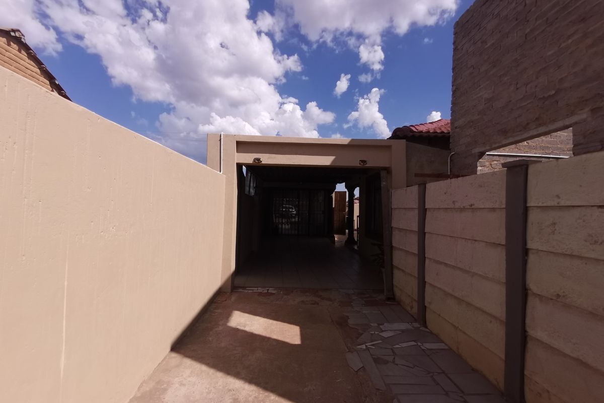 Discover Your Dream Home Site in Beverly Hills, Evaton - Photo 2