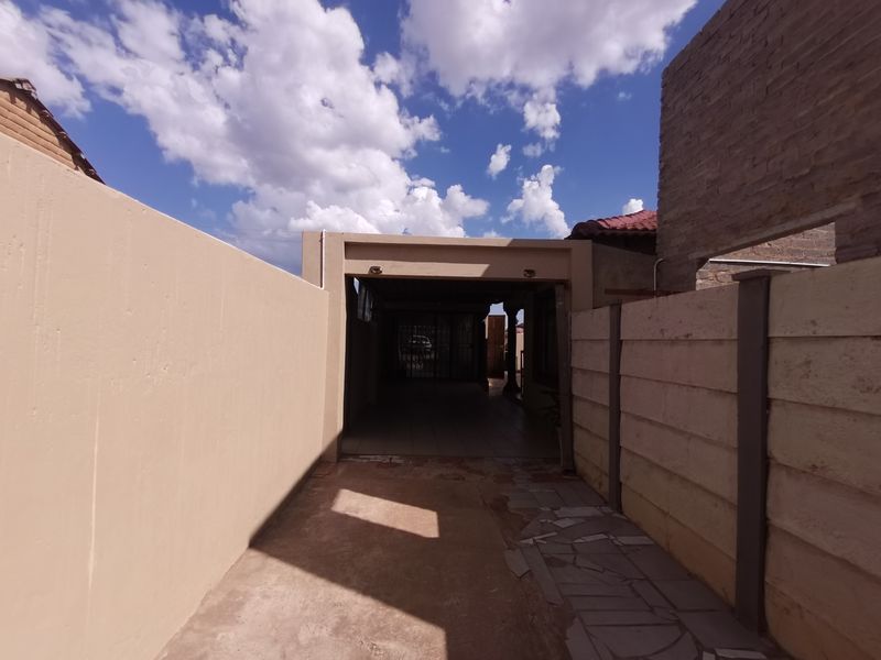 Discover Your Dream Home Site in Beverly Hills, Evaton - Photo 2