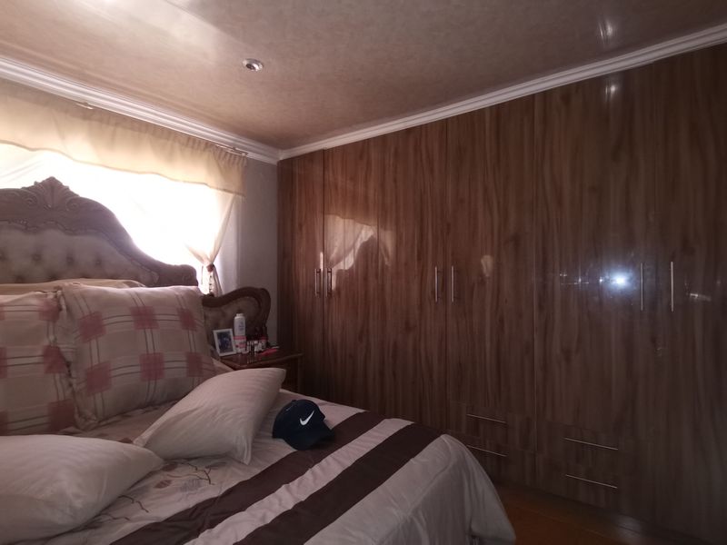 Discover Your Dream Home Site in Beverly Hills, Evaton - Photo 8