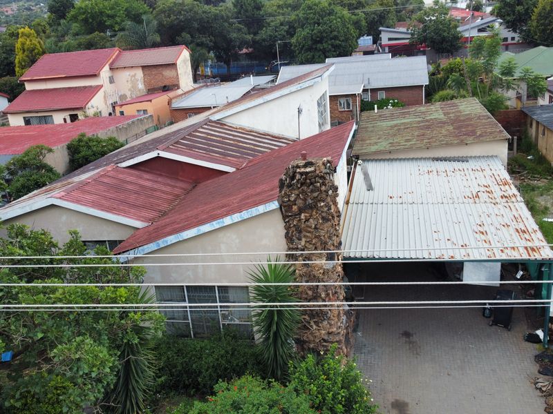 Spacious 5 Bedroom Fixer-Upper with Huge Potential in Danville!!! - Photo 2