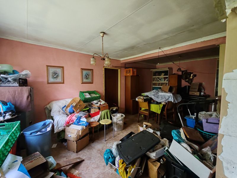 Spacious 5 Bedroom Fixer-Upper with Huge Potential in Danville!!! - Photo 6