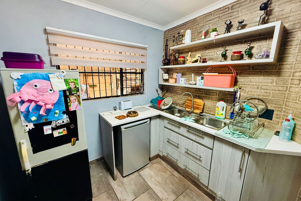 Spacious Family Home for Sale in Hesteapark - Photo 3