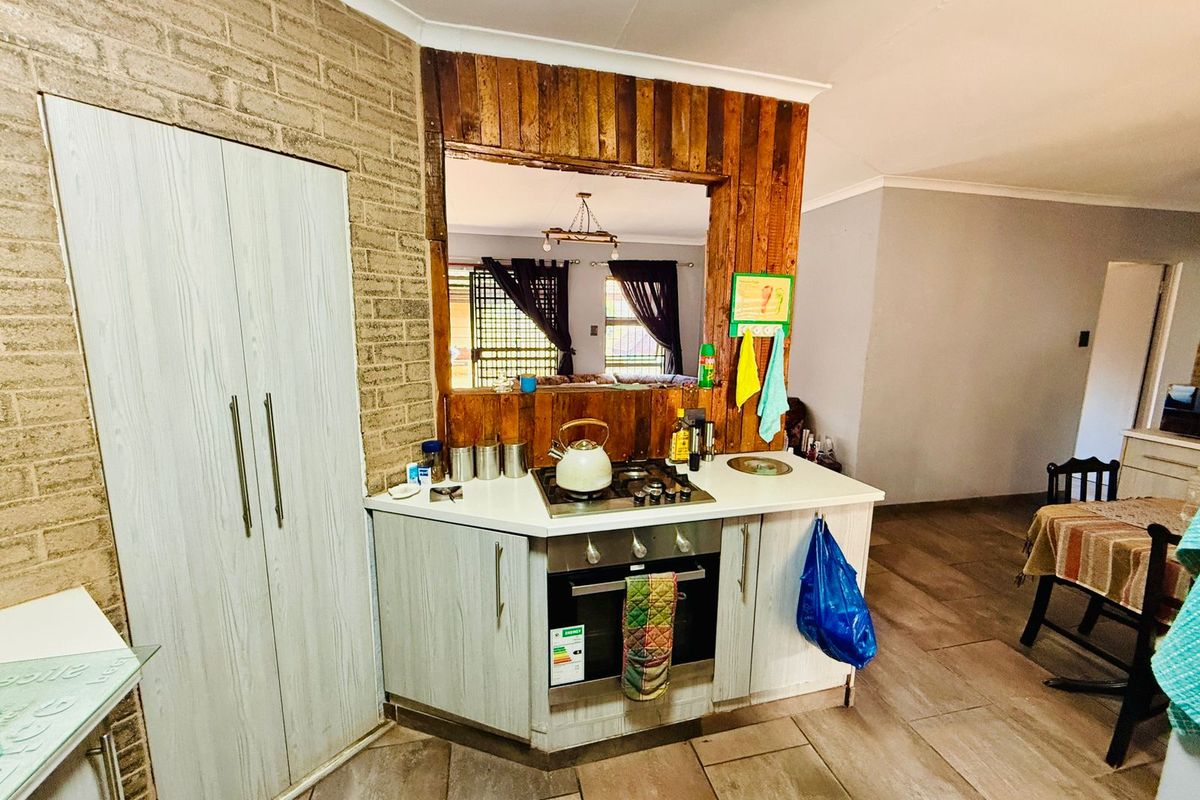 Spacious Family Home for Sale in Hesteapark - Photo 4