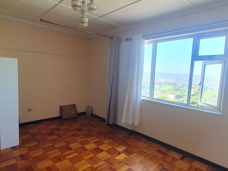 Modern Secure & Stylish: The Perfect Starter or Savvy Investment - Photo 7