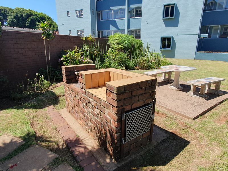 Modern Secure & Stylish: The Perfect Starter or Savvy Investment - Photo 2