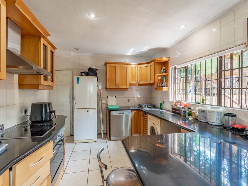 Central Westville Family Home Filled with Potential! - Photo 10
