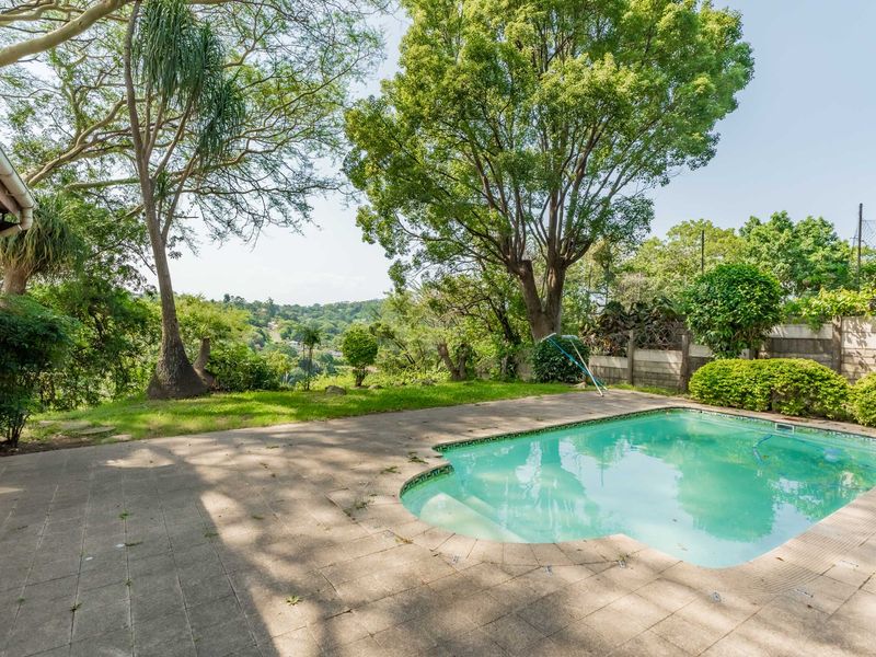 Central Westville Family Home Filled with Potential! - Photo 2