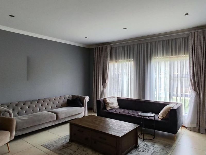 Secure Estate Gem ideal for executives and family living OPEN TO OFFERS - Photo 7
