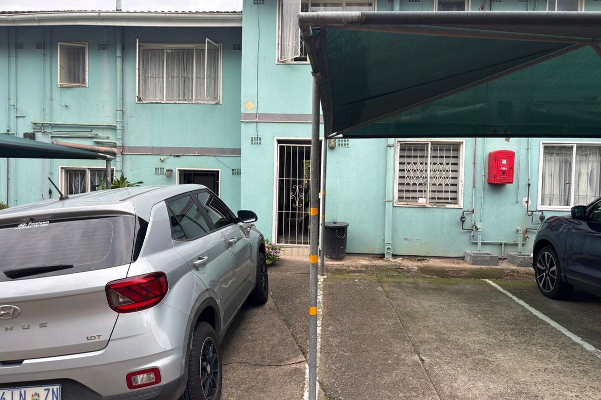 A Cozy Nest Awaits in Pinetown's Hidden Gem - Photo 3