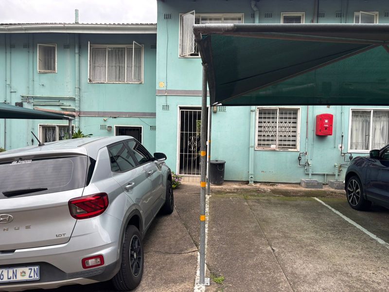 A Cozy Nest Awaits in Pinetown's Hidden Gem - Photo 3