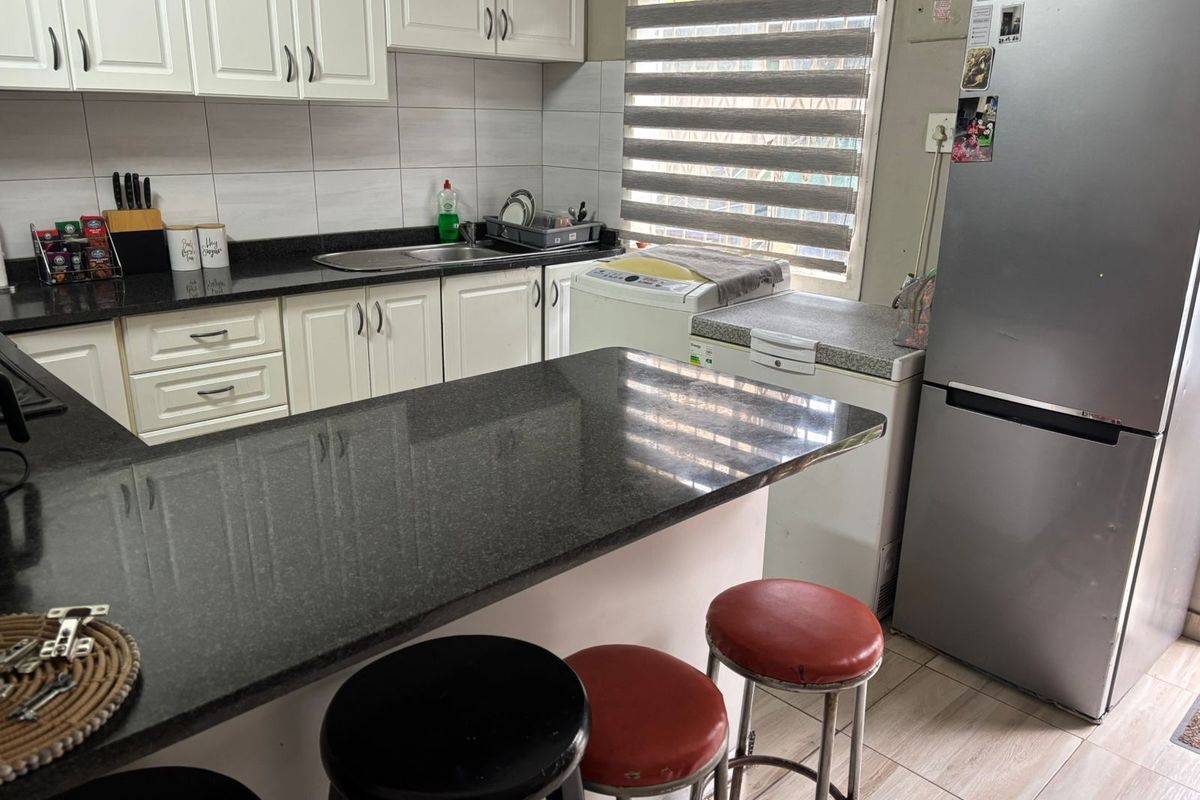 A Cozy Nest Awaits in Pinetown's Hidden Gem - Photo 4