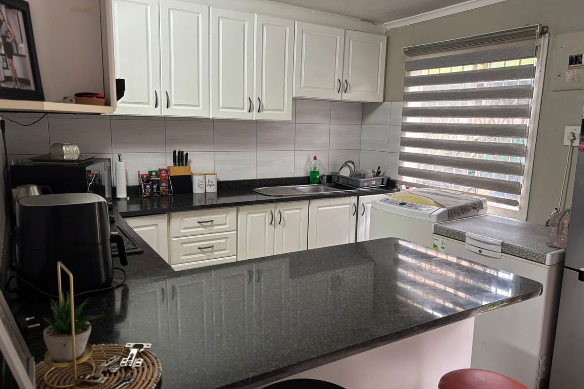 A Cozy Nest Awaits in Pinetown's Hidden Gem - Photo 5