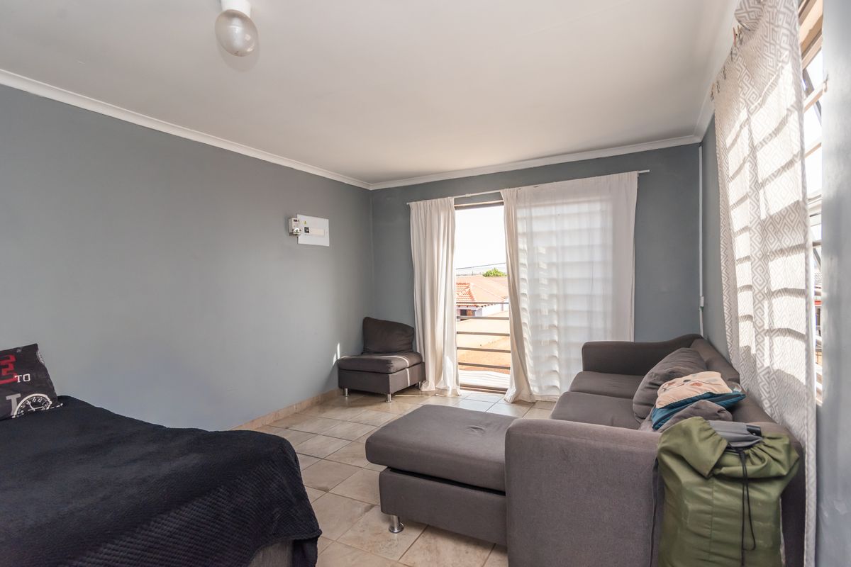 COMMUNAL PROPERTY FOR SALE HIGH INCOME INVESTMENT OPPORTUNITY - Photo 5