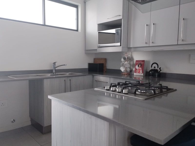 This brand-new duplex offers a modern and spacious layout, perfectly designed for comfortable family - Photo 6