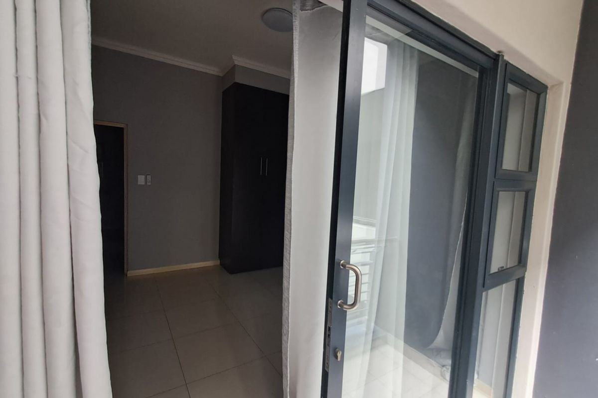 Modern 1 Bedroom Apartment investment opportunity - Photo 4