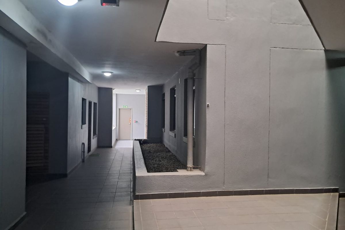 Modern 1 Bedroom Apartment investment opportunity - Photo 3