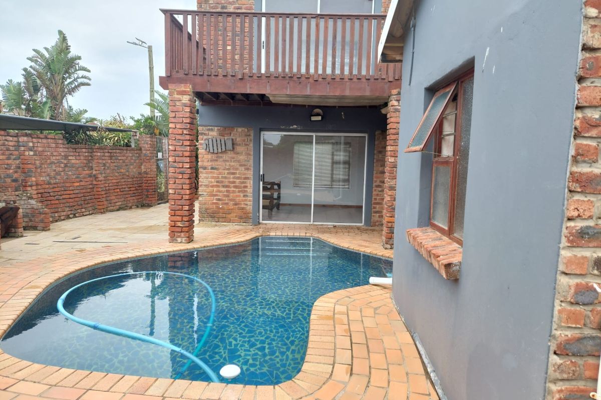 Stunning coastal home - Photo 2