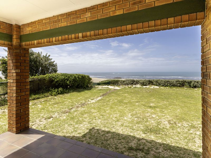 Exclusive Beach Front Retreat in Begha - Photo 5