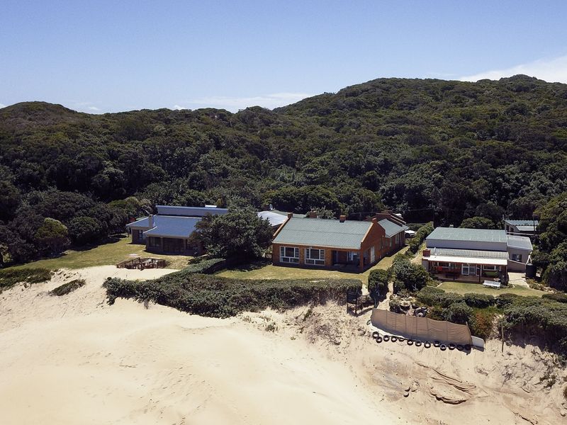 Exclusive Beach Front Retreat in Begha - Photo 3