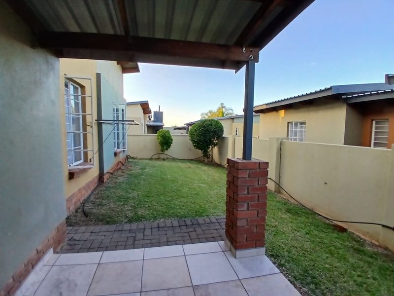 3 bedroom townhouse for sale in Waterval East. - Photo 3