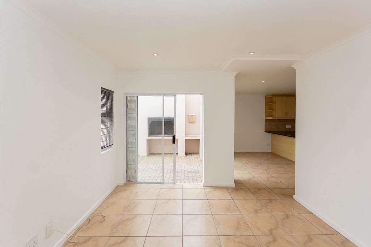 Family Lock-Up-and-Go in Villa Diamante - Photo 3