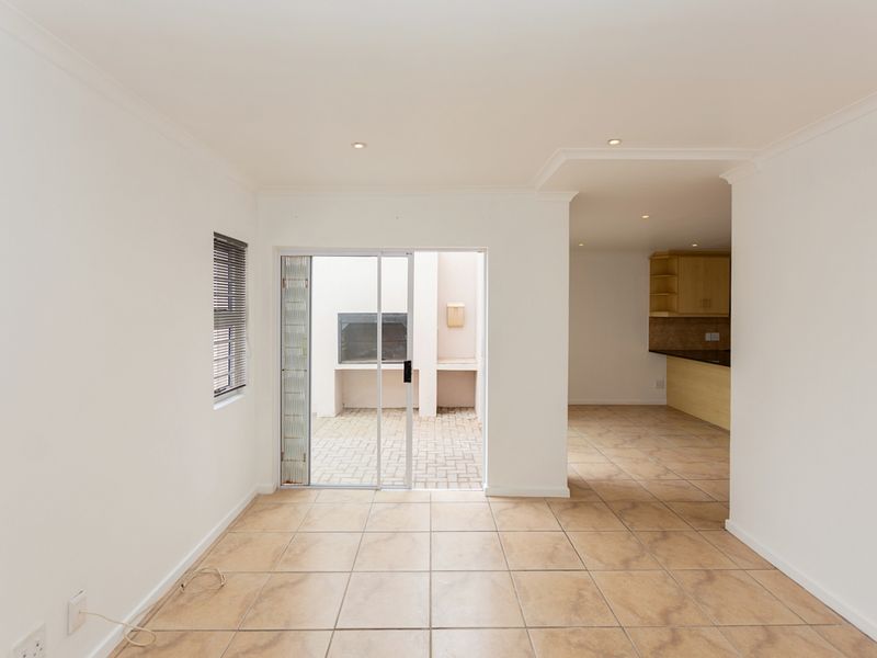 Family Lock-Up-and-Go in Villa Diamante - Photo 3