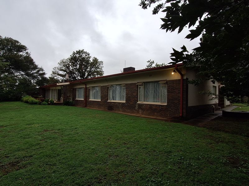 House on double stand for sale - Photo 3