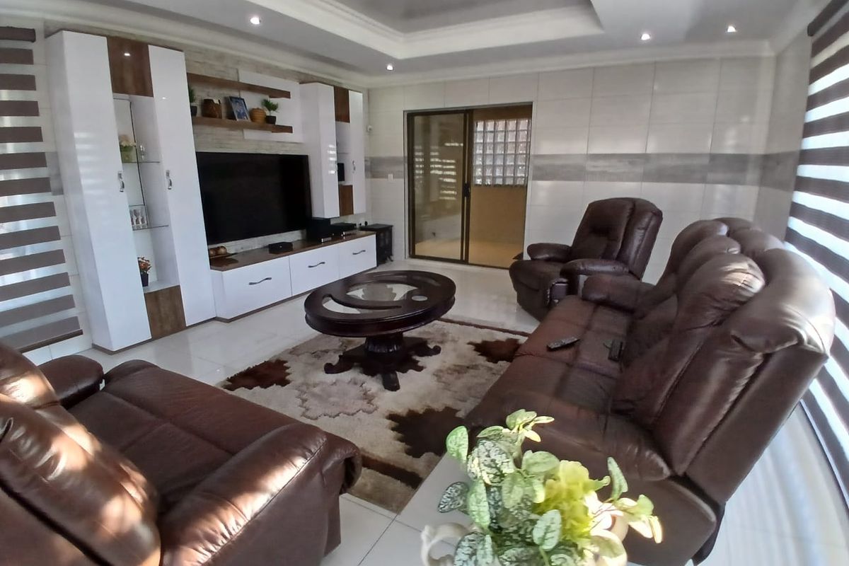 Stunning five-bedroom family retreat with space to breathe - Photo 2
