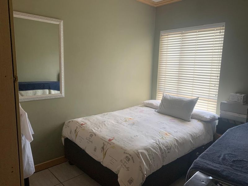 Easy, Secure Living — 2 Bedroom Lock-Up-and-Go in Noordwyk, Midrand - Photo 6