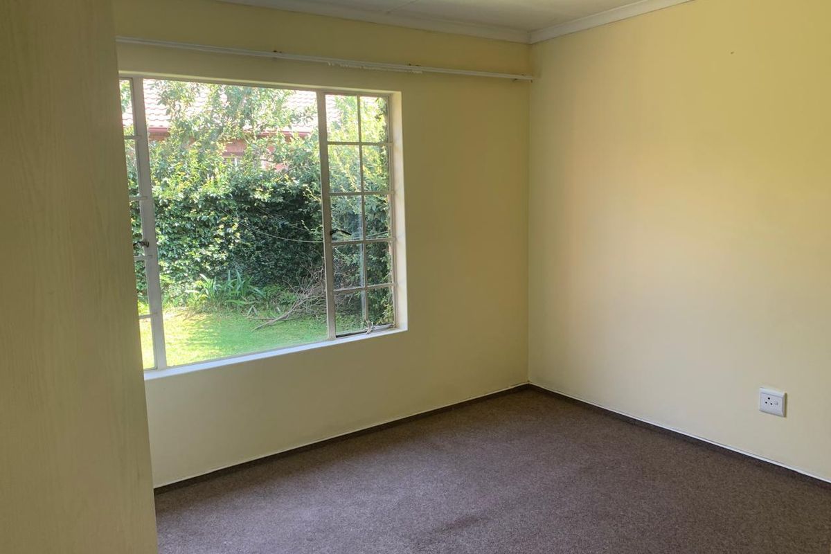 2-Bedroom Secure Cluster in Noordwyk – Perfect Starter Home or Investment - Photo 3