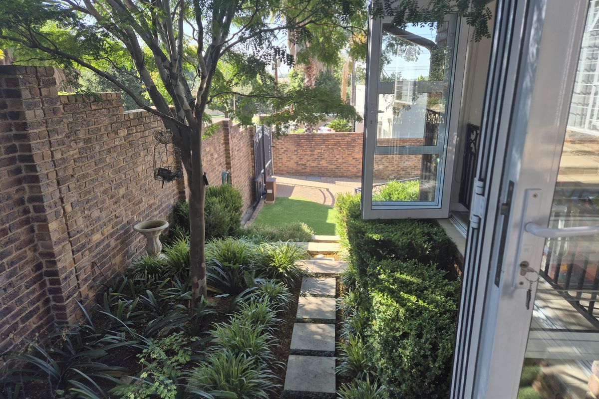 Perfect for Multi-Generational Living or Smart Rental Options - Photo 3